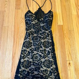 Fashion Nova sleeveless dress